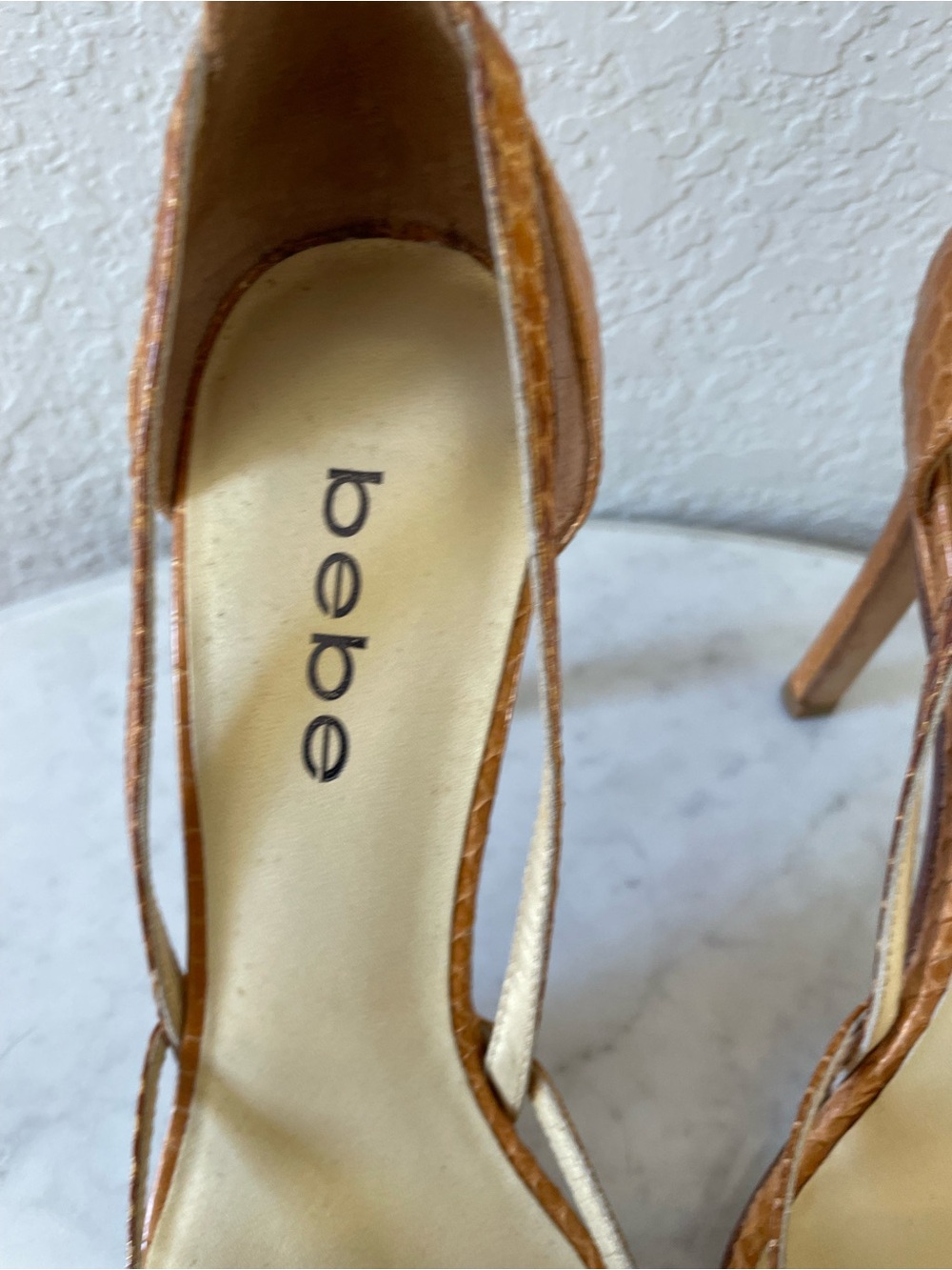 Y2K Snake Skin Golden Leather Pointy Toe Heels Size 7 by Bebe - Picture 2 of 11